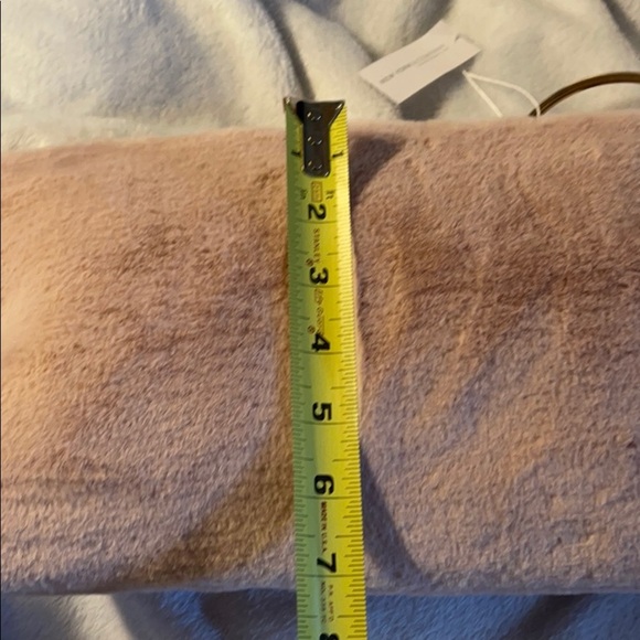 NY & Co Brand New w/ Tags Super Soft Pink Faux Fur - Picture 7 of 7